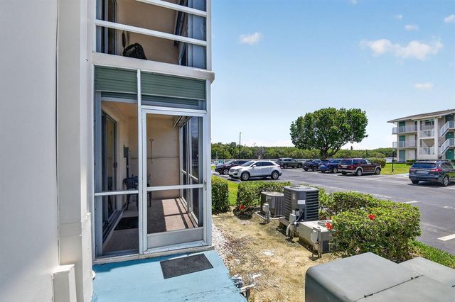 370 Horizon Street E 107, Boynton Beach, FL 33435