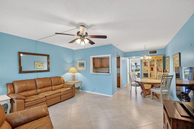370 Horizon Street E 107, Boynton Beach, FL 33435