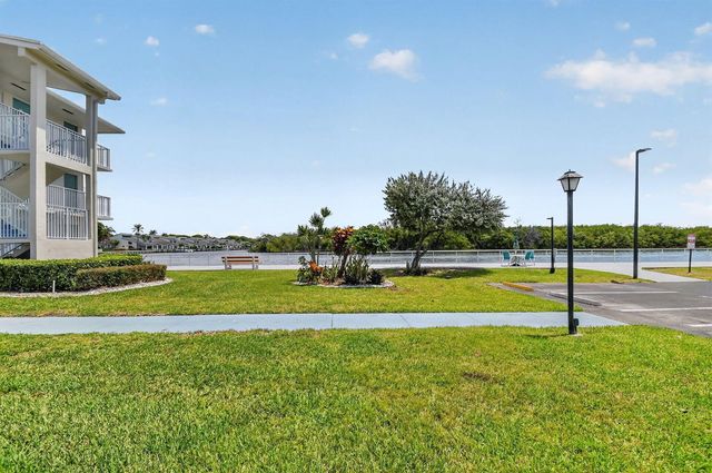 370 Horizon Street E 107, Boynton Beach, FL 33435