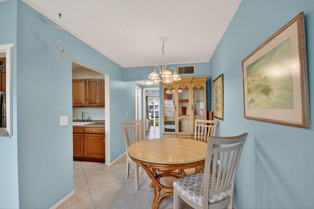 370 Horizon Street E 107, Boynton Beach, FL 33435