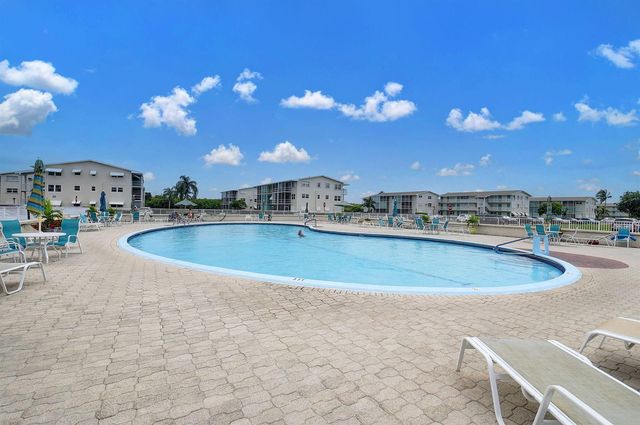 370 Horizon Street E 107, Boynton Beach, FL 33435