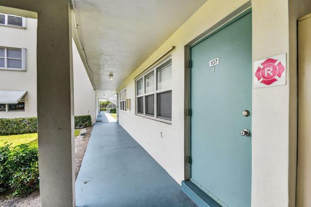 370 Horizon Street E 107, Boynton Beach, FL 33435