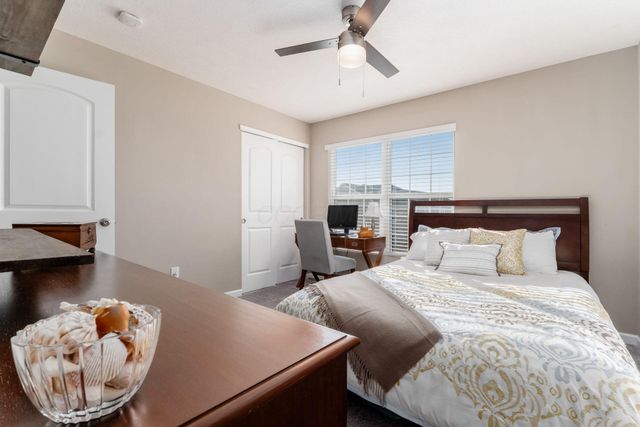 292 Autumn Ridge Circle, Pickerington, OH 43147