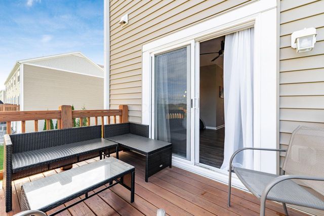 292 Autumn Ridge Circle, Pickerington, OH 43147