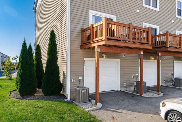 292 Autumn Ridge Circle, Pickerington, OH 43147