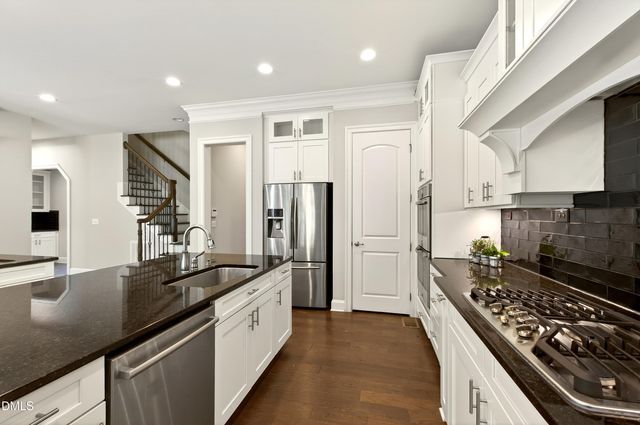 122 Leatherwood Lane, Chapel Hill, NC 27517