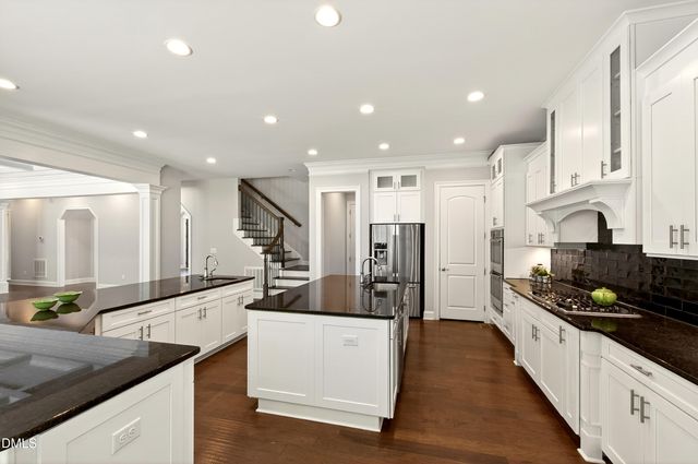 122 Leatherwood Lane, Chapel Hill, NC 27517