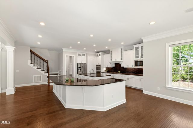 122 Leatherwood Lane, Chapel Hill, NC 27517