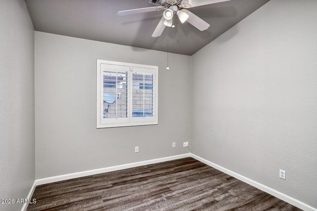 2206 E RUBY Lane, Phoenix, AZ 85024