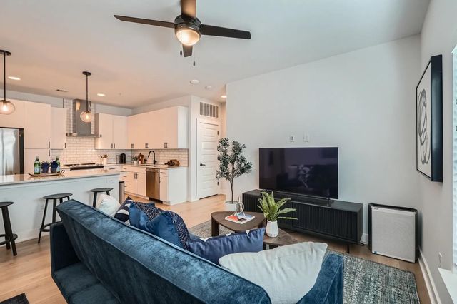 3101 Govalle Ave 103, Austin, TX 78702