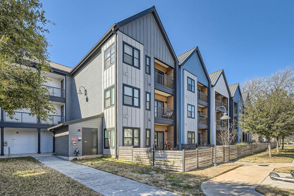 3101 Govalle Ave 103, Austin, TX 78702