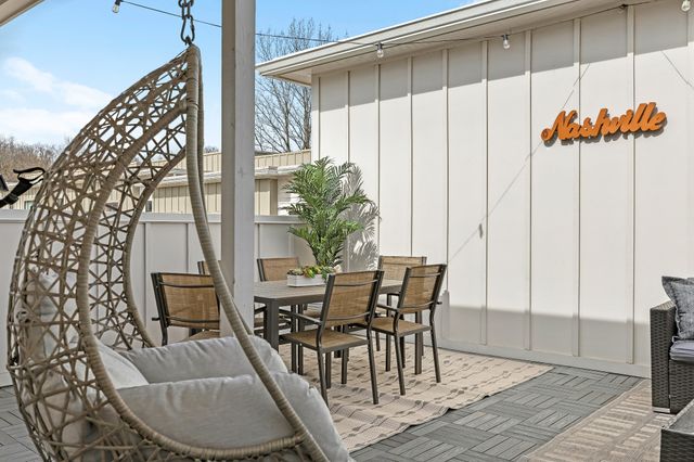 3808 Hutson Ave, Nashville, TN 37216