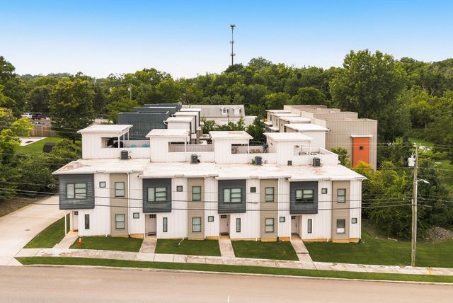 3808 Hutson Ave, Nashville, TN 37216