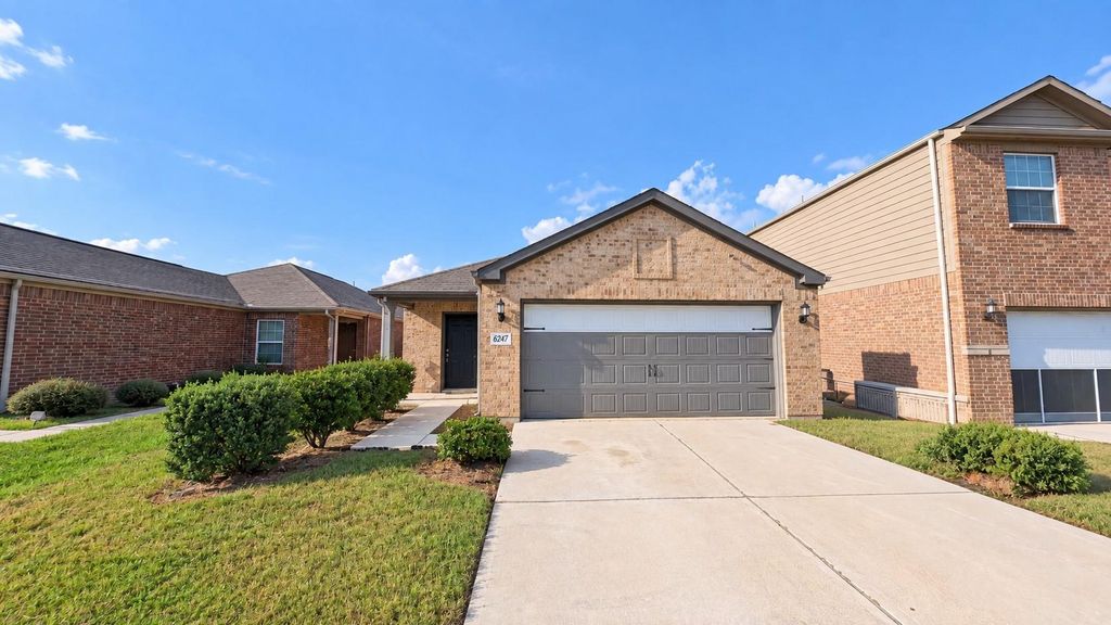 6247 El Platino Drive, Houston, TX 77048