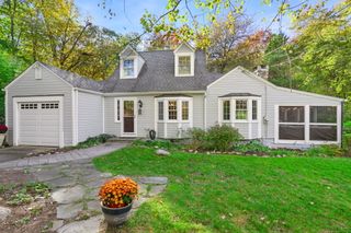 477 Newtown Turnpike, Redding, CT 06896