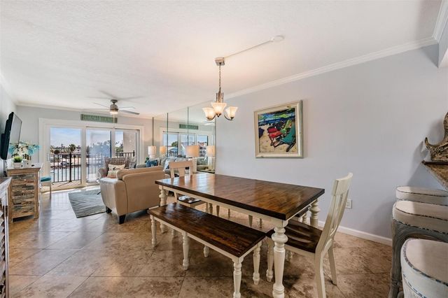 7435 BAYSHORE DRIVE 303, Treasure Island, FL 33706