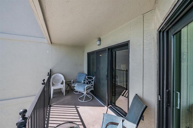 7435 BAYSHORE DRIVE 303, Treasure Island, FL 33706