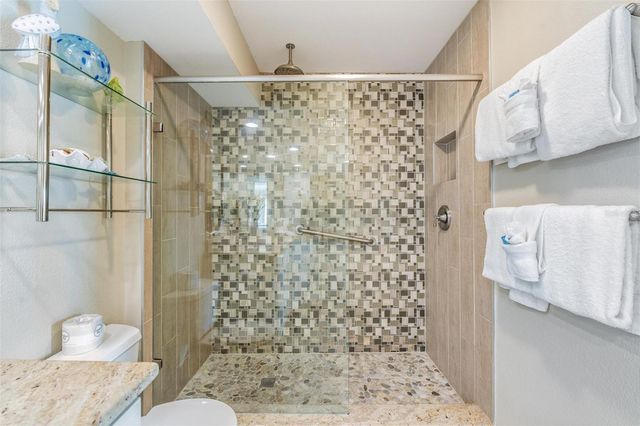 7435 BAYSHORE DRIVE 303, Treasure Island, FL 33706