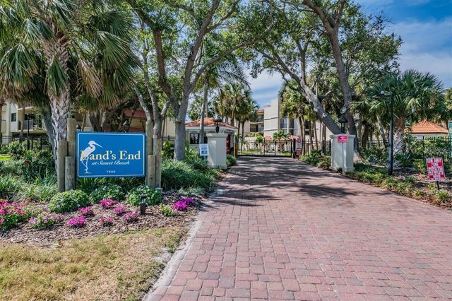 7435 BAYSHORE DRIVE 303, Treasure Island, FL 33706