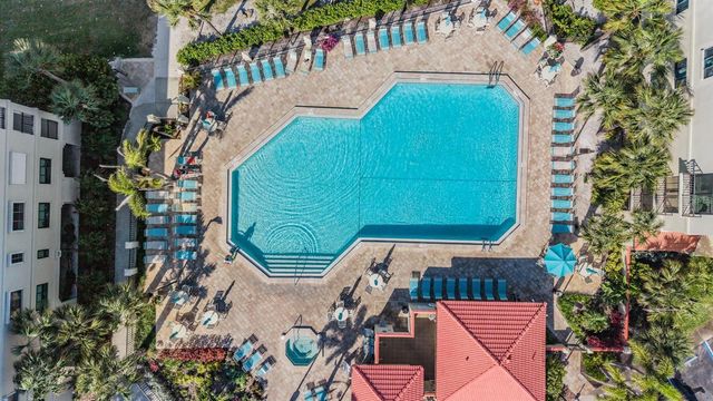 7435 BAYSHORE DRIVE 303, Treasure Island, FL 33706