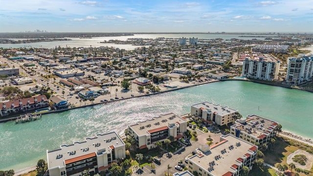 7435 BAYSHORE DRIVE 303, Treasure Island, FL 33706