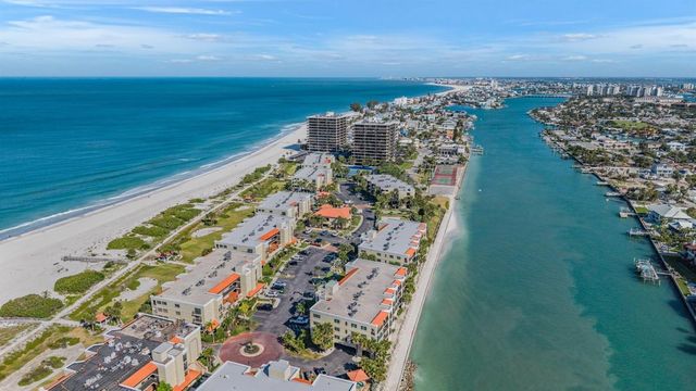 7435 BAYSHORE DRIVE 303, Treasure Island, FL 33706