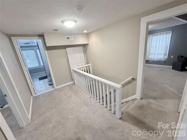 302 S College Avenue, Newton, NC 28658