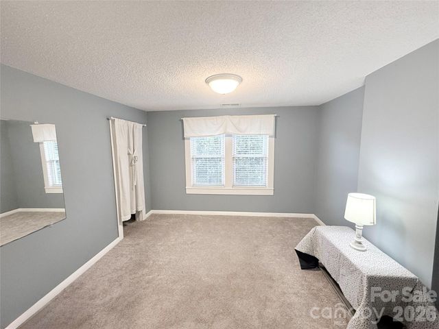 302 S College Avenue, Newton, NC 28658