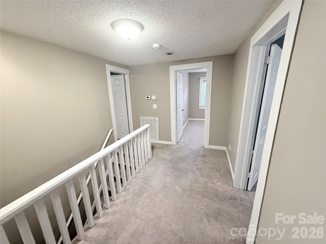 302 S College Avenue, Newton, NC 28658