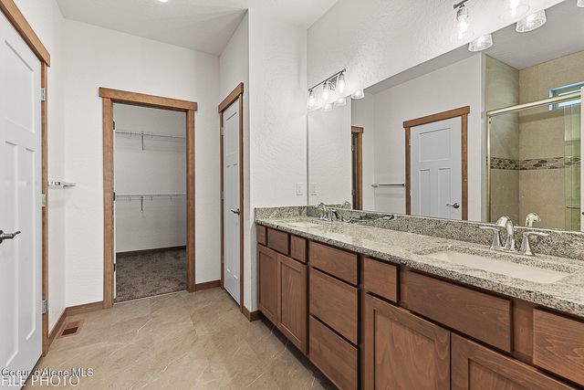 4425 E Davin DR, Post Falls, ID 83854