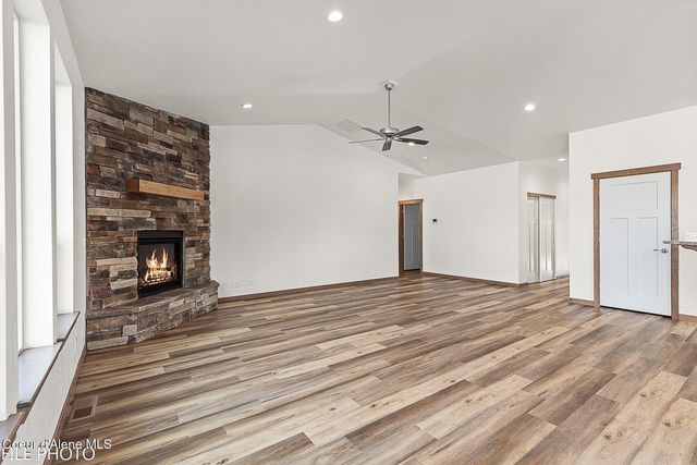 4425 E Davin DR, Post Falls, ID 83854