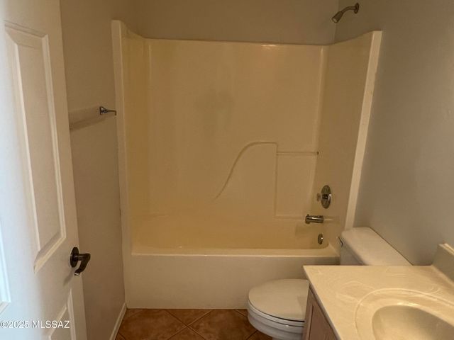 13009 N Desert Flora Lane, Marana, AZ 85658