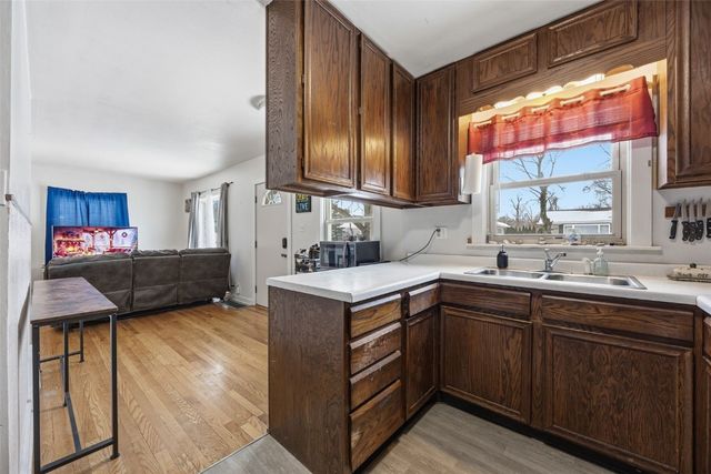 526 30th Street SE, Cedar Rapids, IA 52403