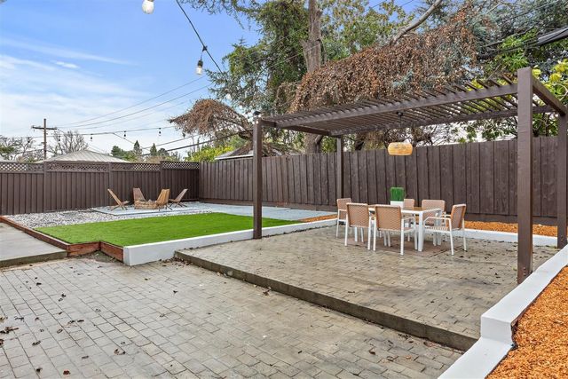 1189 Skylake Ct, Sunnyvale, CA 94089