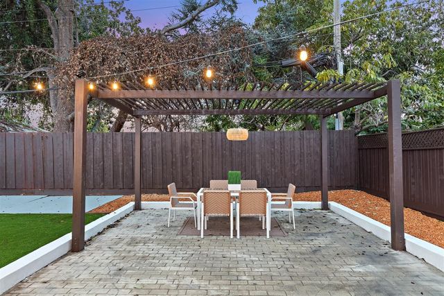 1189 Skylake Ct, Sunnyvale, CA 94089