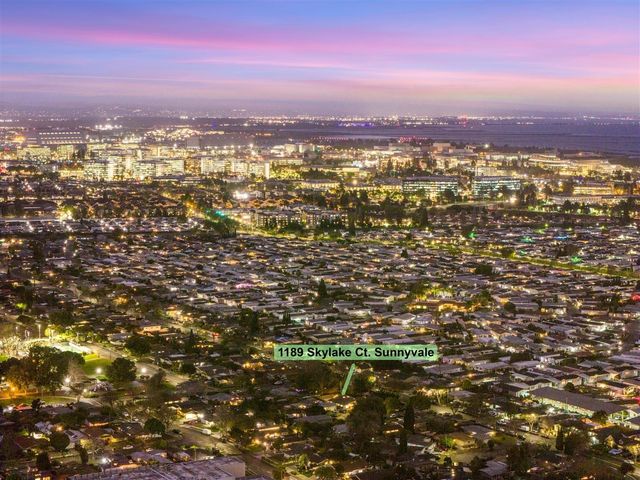 1189 Skylake Ct, Sunnyvale, CA 94089
