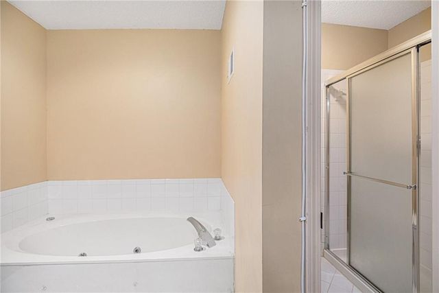 12605 Glenwood Street, Leawood, KS 66209