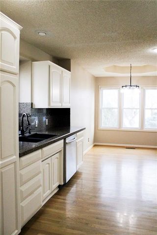 12605 Glenwood Street, Leawood, KS 66209