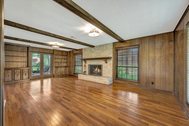 822 Devonport Lane, Seabrook, TX 77586