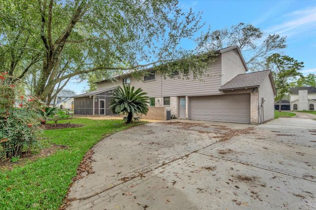 822 Devonport Lane, Seabrook, TX 77586