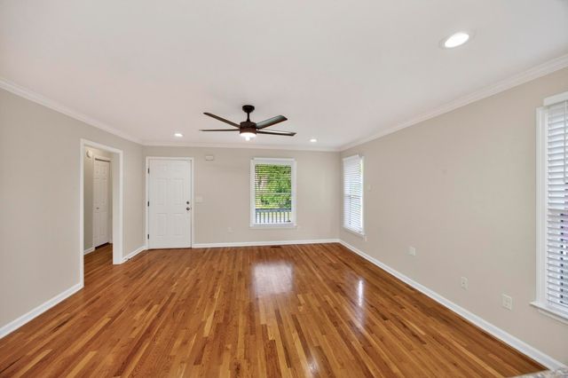 907 11th Ave, N, Nashville, TN 37208