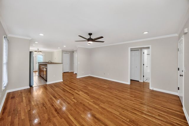 907 11th Ave, N, Nashville, TN 37208