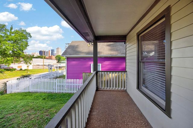 907 11th Ave, N, Nashville, TN 37208