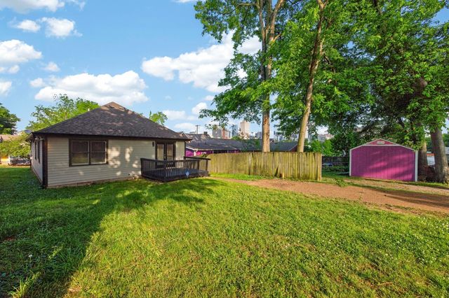 907 11th Ave, N, Nashville, TN 37208