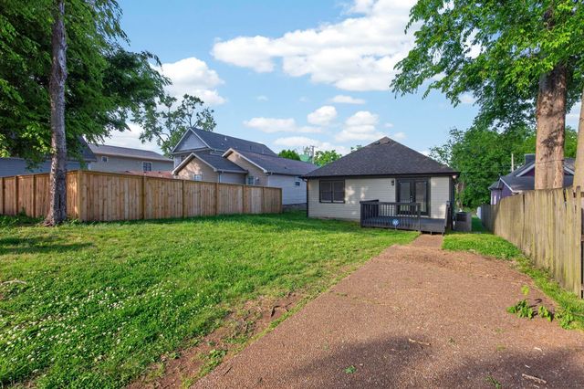 907 11th Ave, N, Nashville, TN 37208