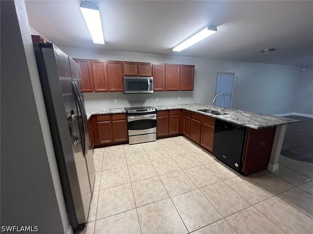 742 Center Lake ST, Lehigh Acres, FL 33974