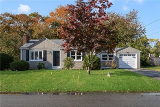 111 Missouri Drive, Warwick, RI 02886