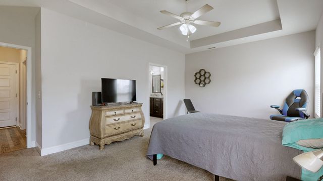 1109 Michaela Cir, Clarksville, TN 37043