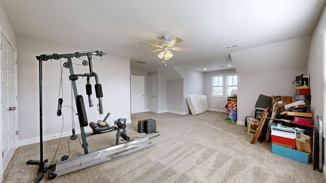 1109 Michaela Cir, Clarksville, TN 37043