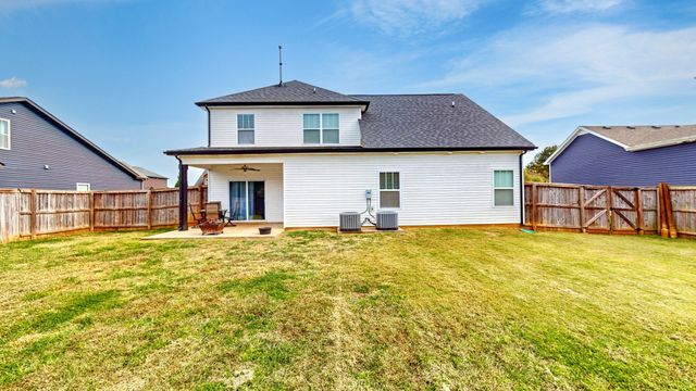 1109 Michaela Cir, Clarksville, TN 37043